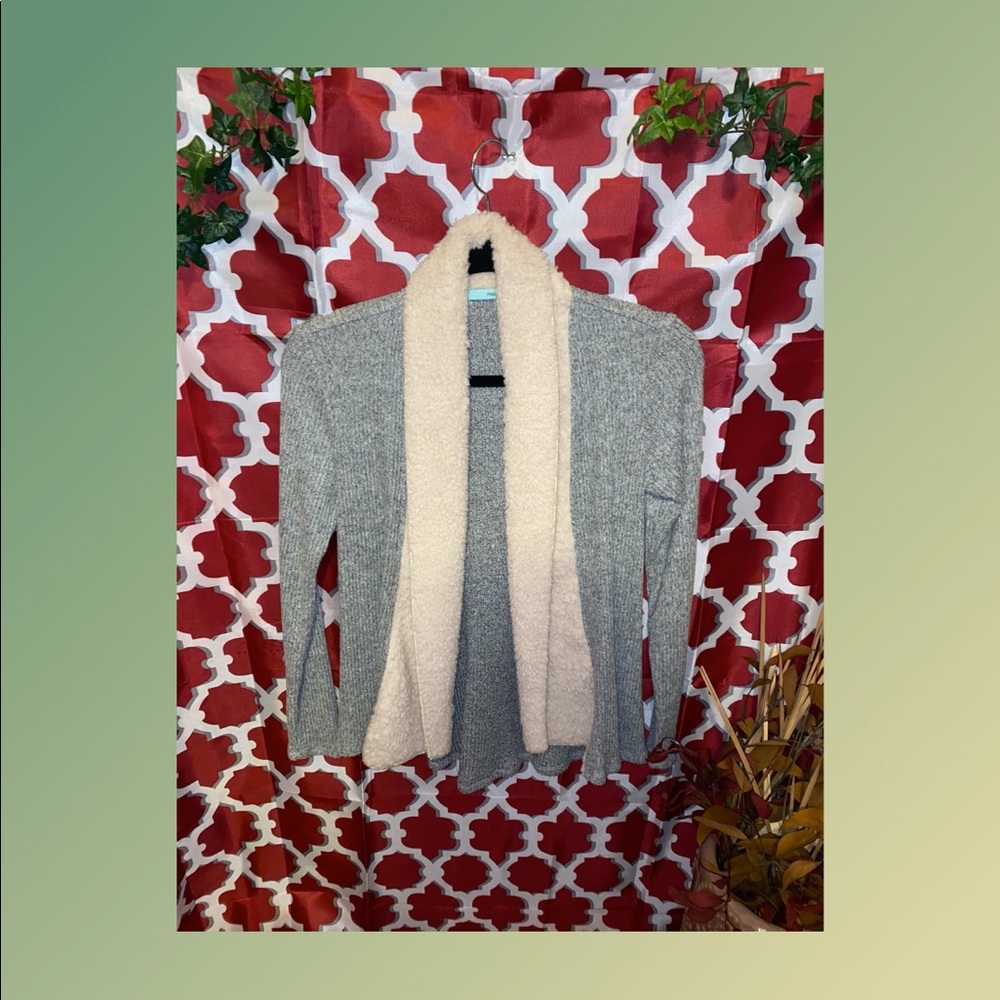 Women’s sweater